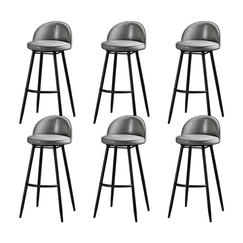 Taburete de bar industrial de piel sintética para interiores con patas de metal