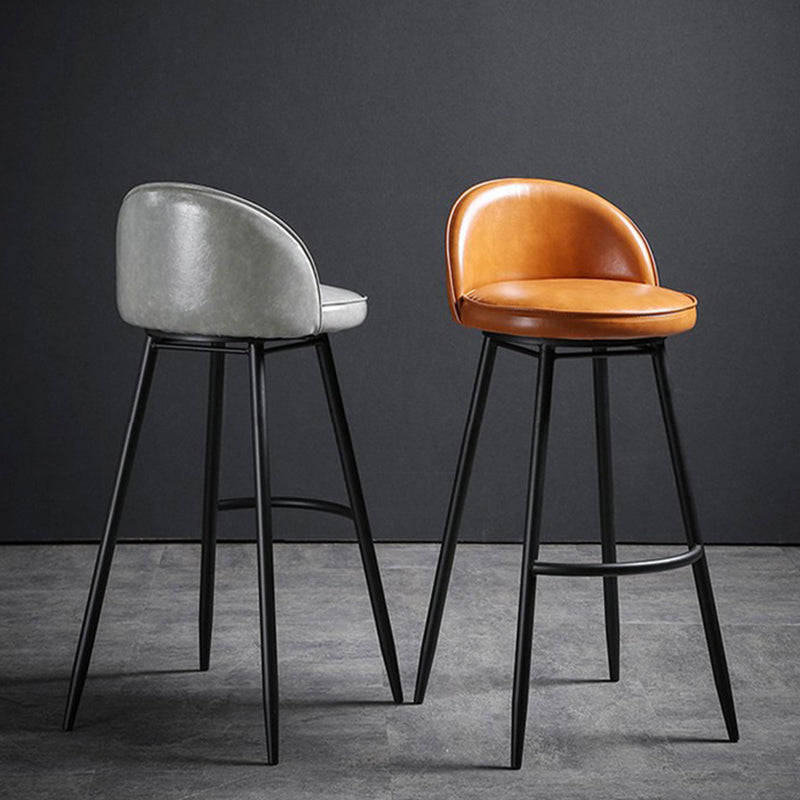 Taburete de bar industrial de piel sintética para interiores con patas de metal