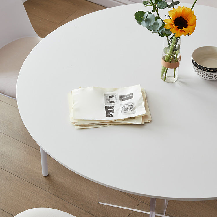 丸いダイニングテーブルセット1/3/4/5 PCSプラスチックサイドチェア付きアクリルベースダイニングテーブル