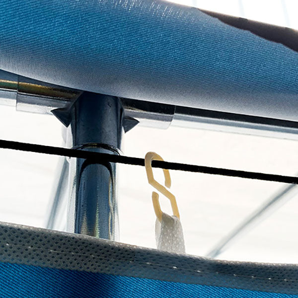 Armadio di guardaroba in acciaio in stile contemporaneo per la casa