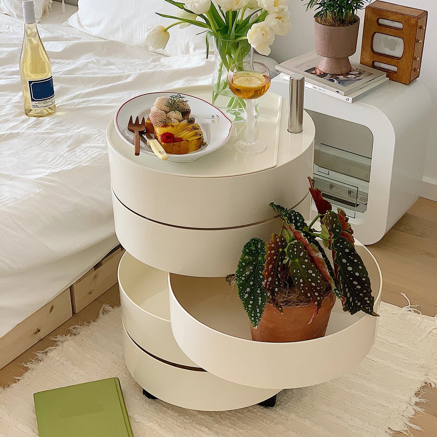 Tavolo da notte di plastica scandinava da 15 "a 4-scaffali larghi