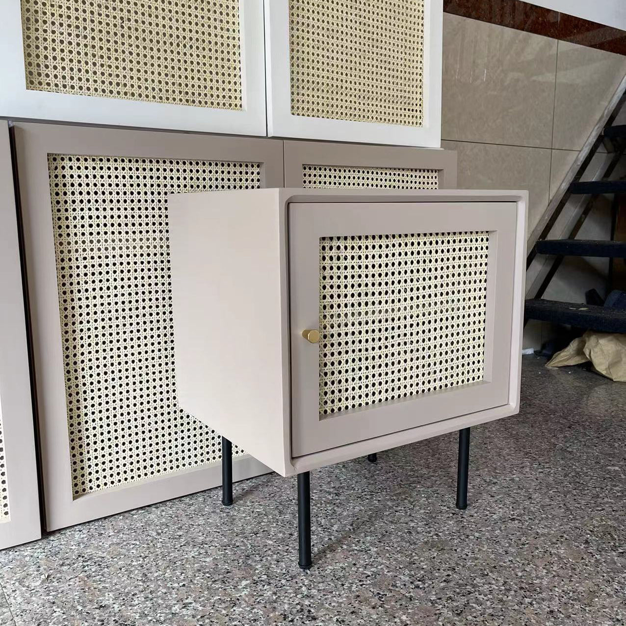 Modern bedkast vast hout accent tafel nachtkastje met benen