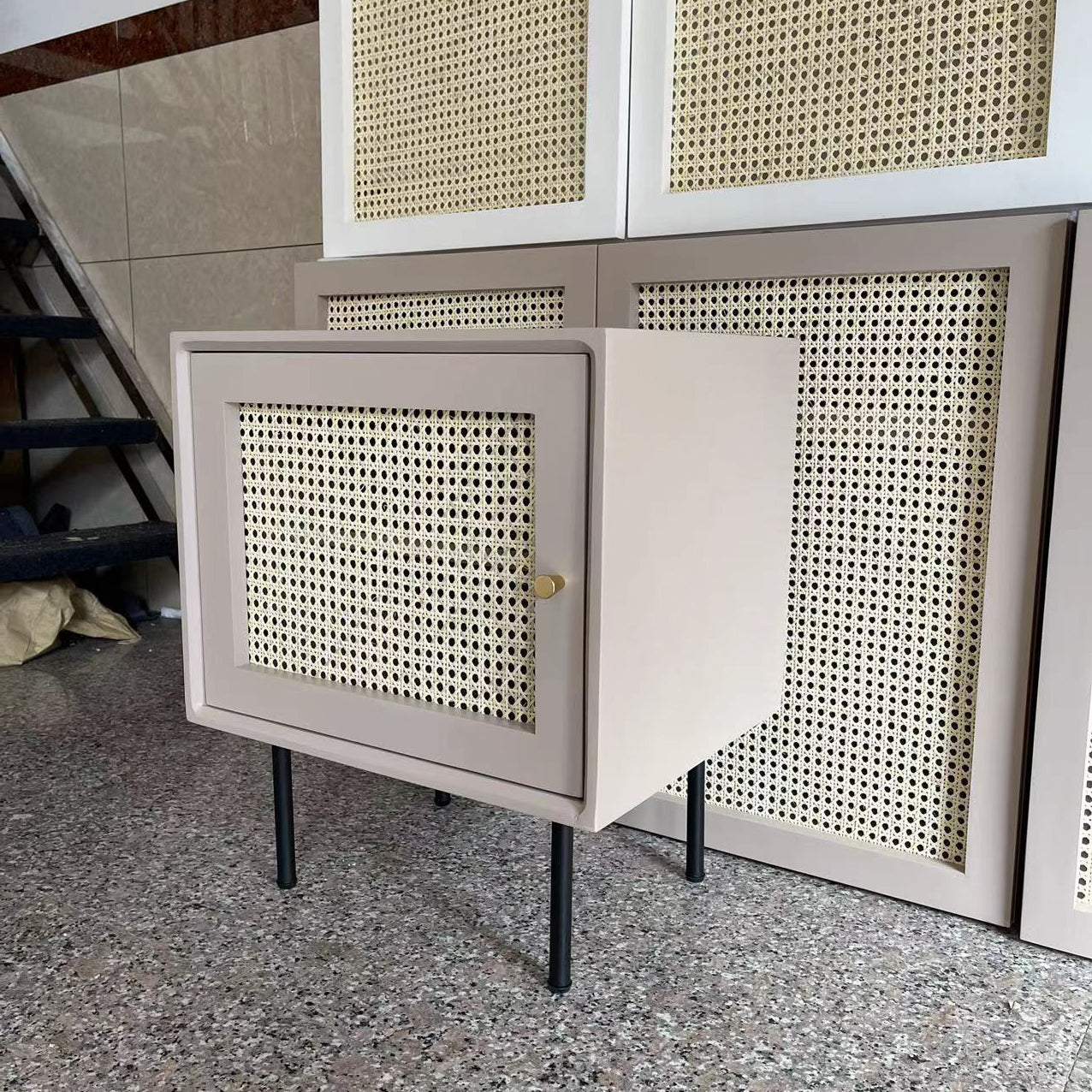 Modern bedkast vast hout accent tafel nachtkastje met benen