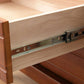 Traditioneel massief houten tv-meubel, 19,7 inch H tv-console met 4 lades en kast