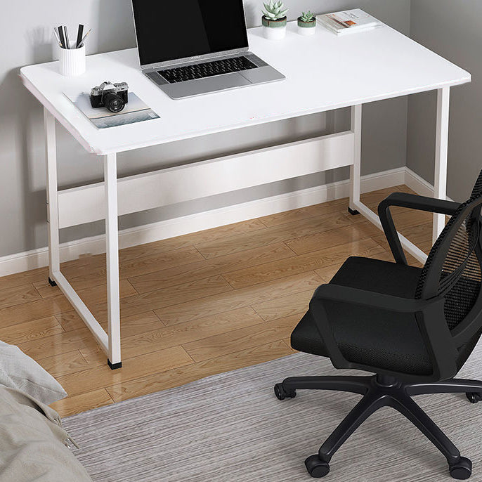 Contemporary Office Desk Rectangular Gaming Desk with Metal Legs Clearhalo 'furn' 'furn_office_desk' 'Furniture' 'Office Desks' 'Office Furniture' 'office_desk' 5781417