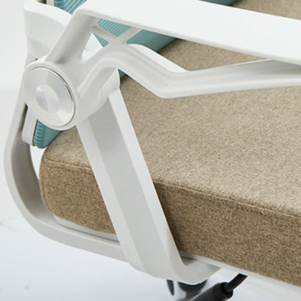 White Frame Office Chair Adjustable Arms Swivel Mesh Office Chair Clearhalo 'furn' 'furn_office_chair' 'Furniture' 'Office Chairs' 'Office Furniture' 'office_chair' 5782347