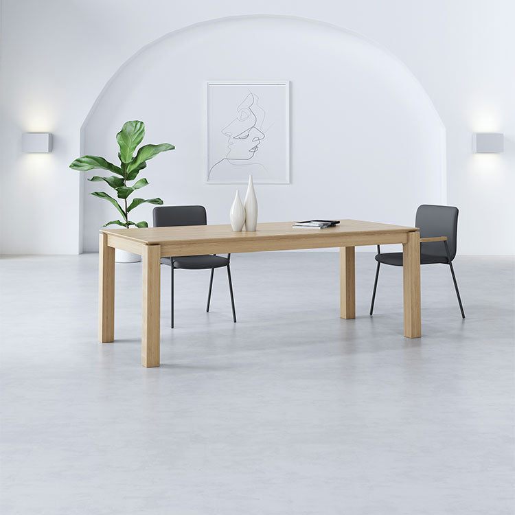 Mesa de comedor de 4 patas Mesa de comedor de madera maciza con patas de acabado natural