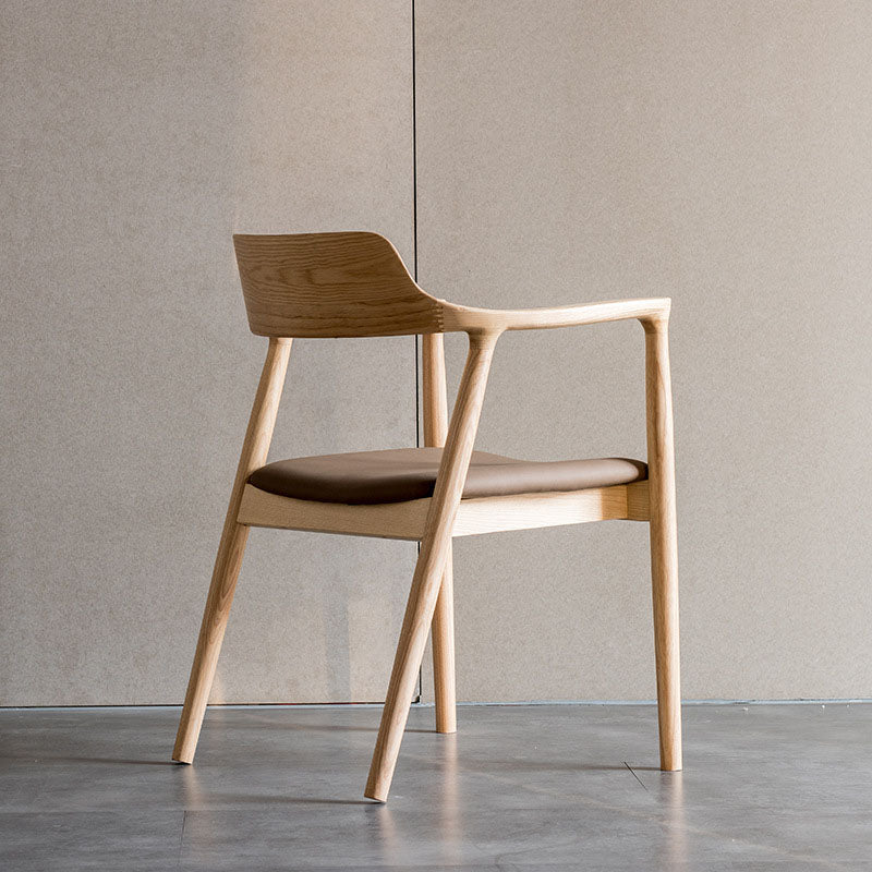 Silla de brazo estilo tradicional cena silla de espalda abierta con patas de madera