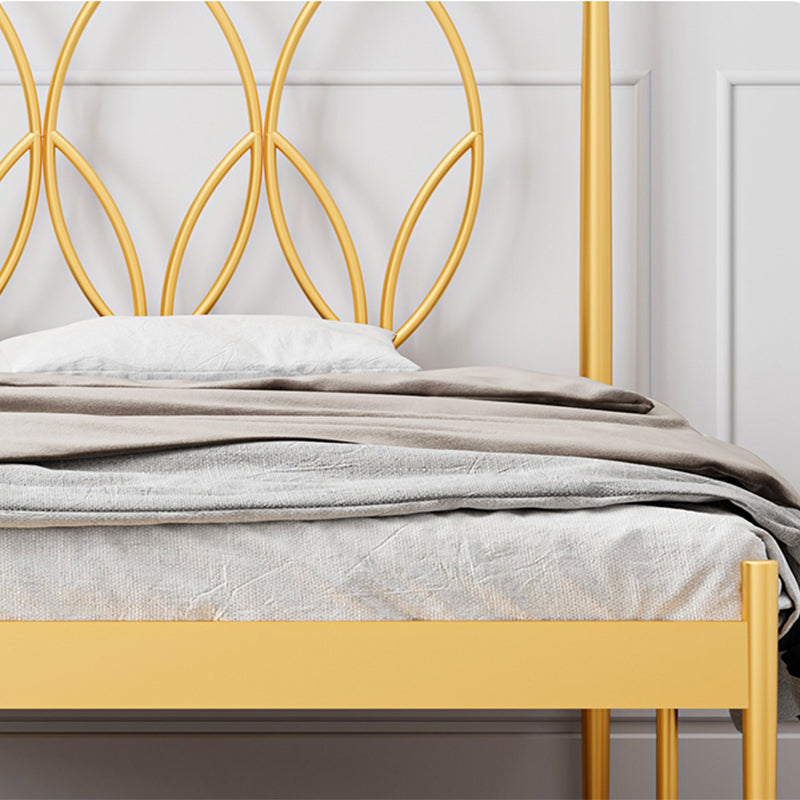 Glam 47 "lang metalen open frame bed met rechthoekig hoofdeinde