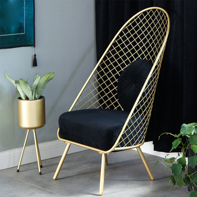 Glam 23,6 "Weitkissen Rückenschwamm Metallrahmen Armless Stuhl