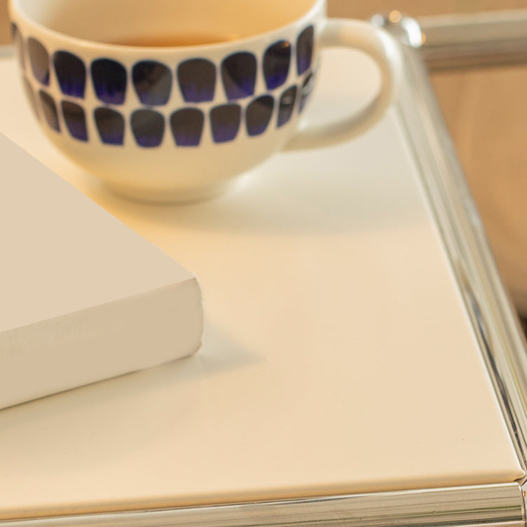 Mesa lateral de metal/vidrio rectangular con estilo moderno de base entre la base de la mitad del siglo