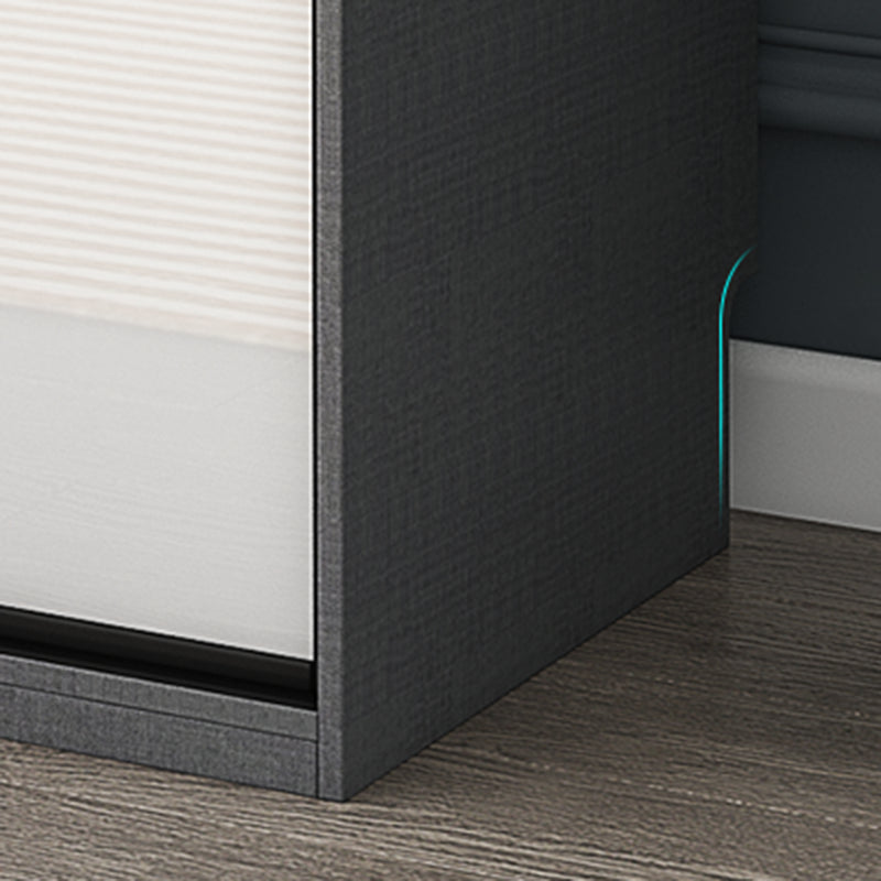 Guardaroba in stile moderno color armadio in legno per la casa