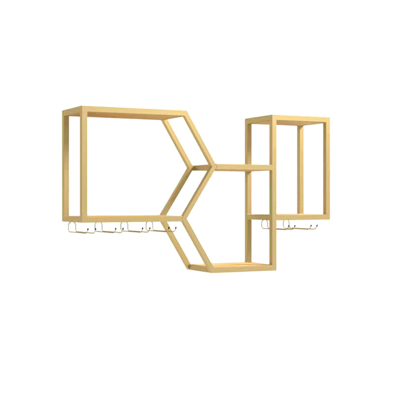 Bouteille de vin mural industriel et grille-vins en métal.