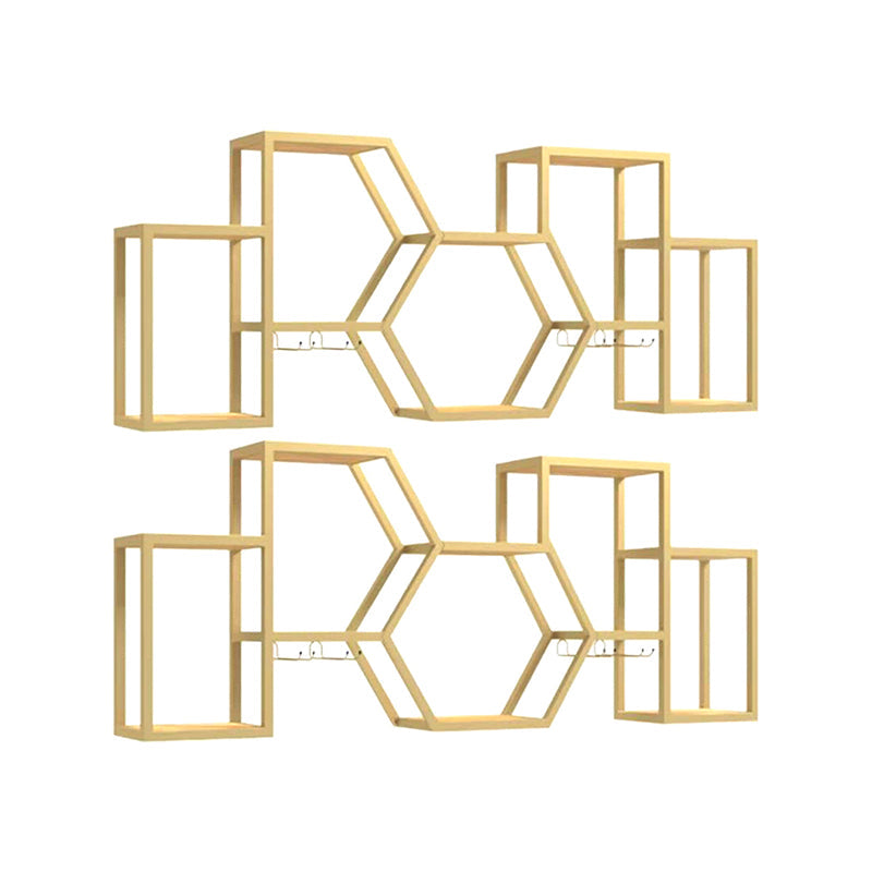 Bouteille de vin mural industriel et grille-vins en métal.