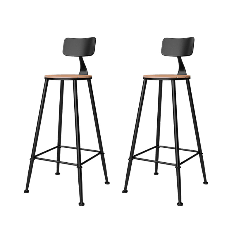 Outdoor Industrial Counter Stool Wood and Metal Black Footrest Bar Stool 2 Piece Set Round Clearhalo 'Bar Furniture' 'Bar Stools' 'bar_stools' 'furn' 'furn_bar_stools' 'Furniture' 'Kitchen & Dining Furniture' 5797867