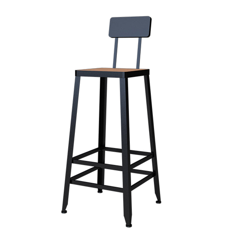 Outdoor Industrial Counter Stool Wood and Metal Black Footrest Bar Stool Clearhalo 'Bar Furniture' 'Bar Stools' 'bar_stools' 'furn' 'furn_bar_stools' 'Furniture' 'Kitchen & Dining Furniture' 5797877