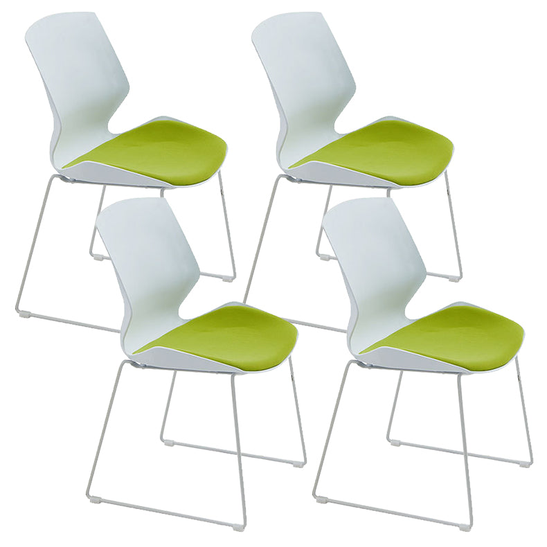 モダンアームレス布張りのオフィスチェアノーホイールプラスチックオフィスチェア