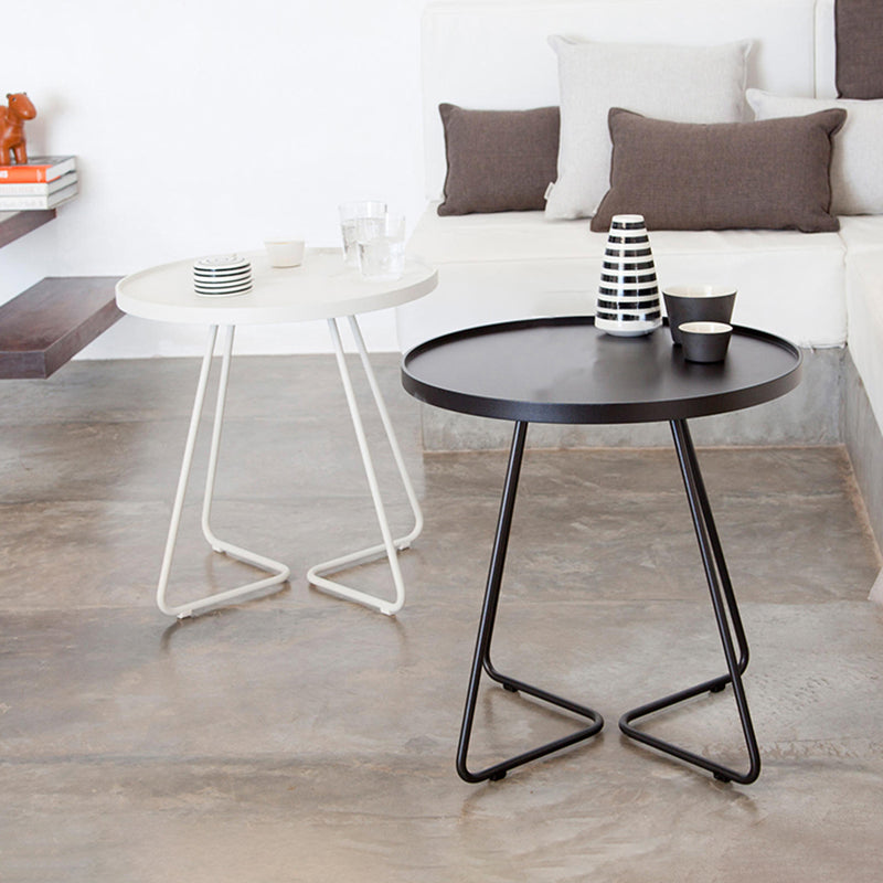 17.7"/19.7" Tall Metal Round Tray Top Side Table Iron Sled End Table Clearhalo 'Coffee & Accent Tables' 'End & Side Tables' 'end_side_tables' 'furn' 'furn_end_side_tables' 'Furniture' 'Living Room Furniture' 5810432