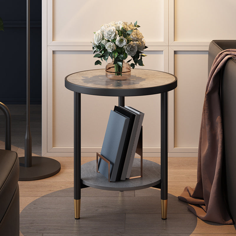 3 benen leisteen bijzettafel rondom minimalistische dubbele laag eindtafel