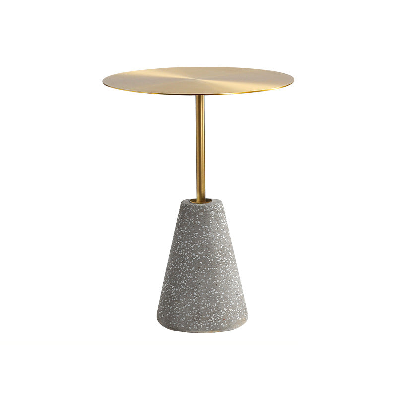 中世のモダンスタイルの丸い金属テーブルと石の台座ベースサイドテーブル