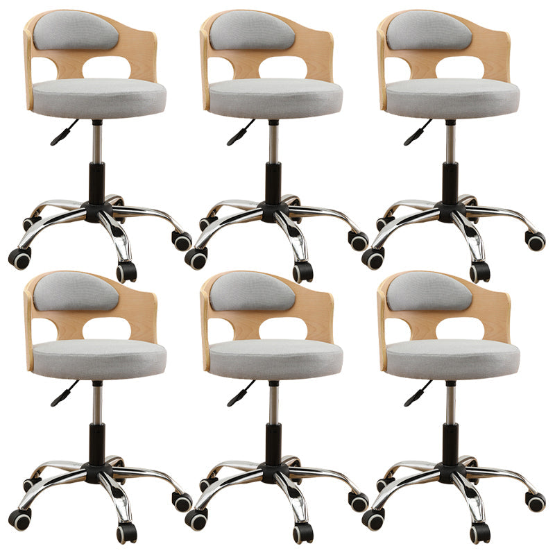 Zeitgenössischer Metall Barstool Faux Leder -Rundsitzschalterschalter mit Drehgelenk