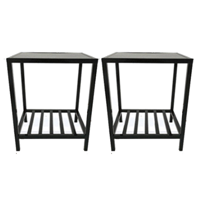 Tavolo da notte in metallo a un comodino da tavolo di accento inferiore con gambe