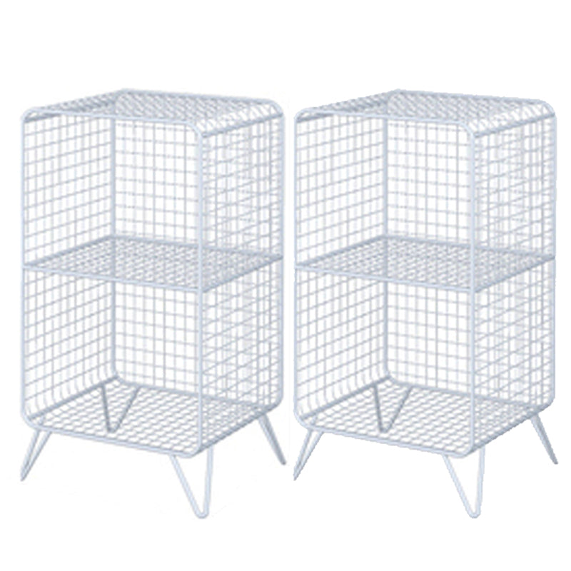 メタルベッドサイドキャビネットグラムアクセントテーブルベッドルーム用のナイトスタンド