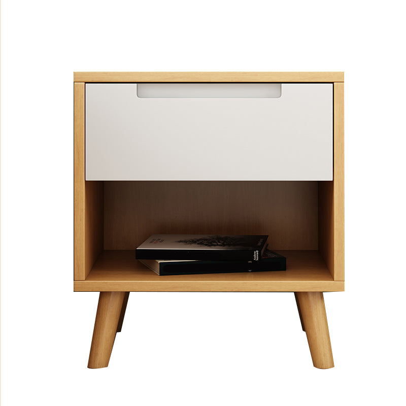 Zeitgenössische massive Holz Nachttischschubladen Betsttisch Beine enthalten