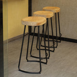 Taburete de barra de asiento de silla industrial y taburete de barra y metal.