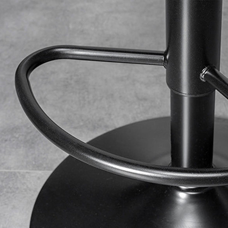 Scandinave Metal Barstool Adjustable Back Back Faux Tox Barstools en finition mate