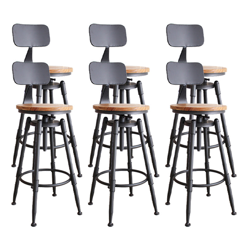 Taburete industrial de metal tapizado de piel sintética con acabado mate para interior