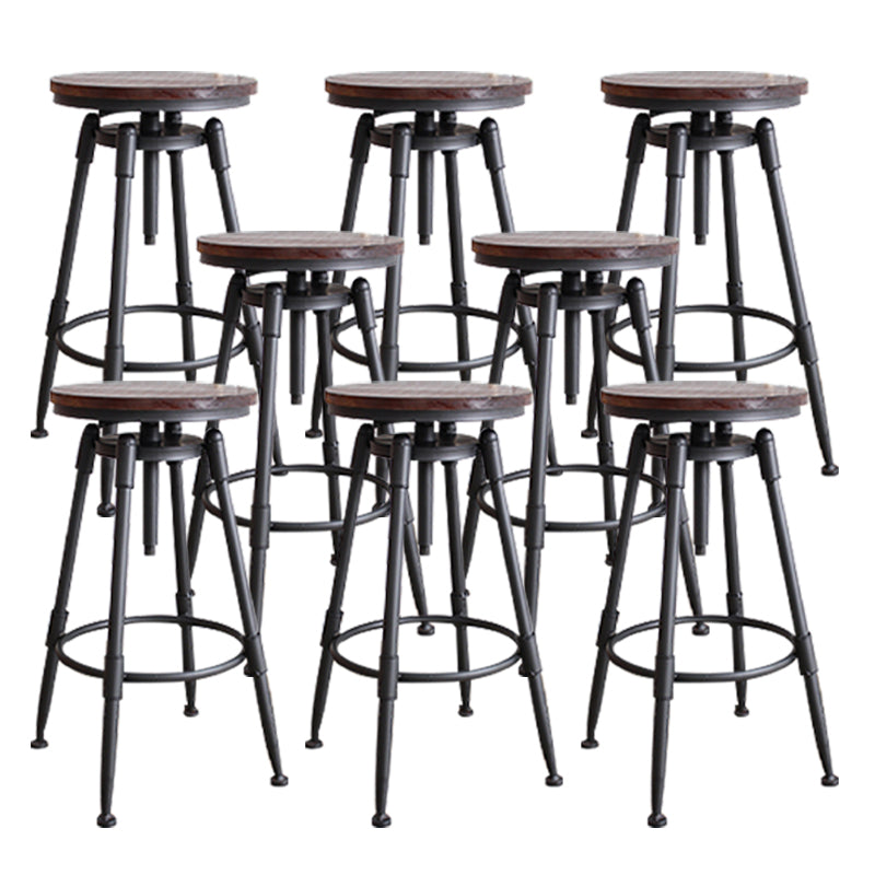 Taburete industrial de metal tapizado de piel sintética con acabado mate para interior