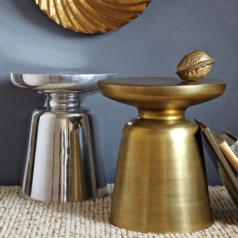 ミッドセンチュリーモダン16.9 "高さの丸いトップサイドテーブルメタルペデスタルエンドテーブル