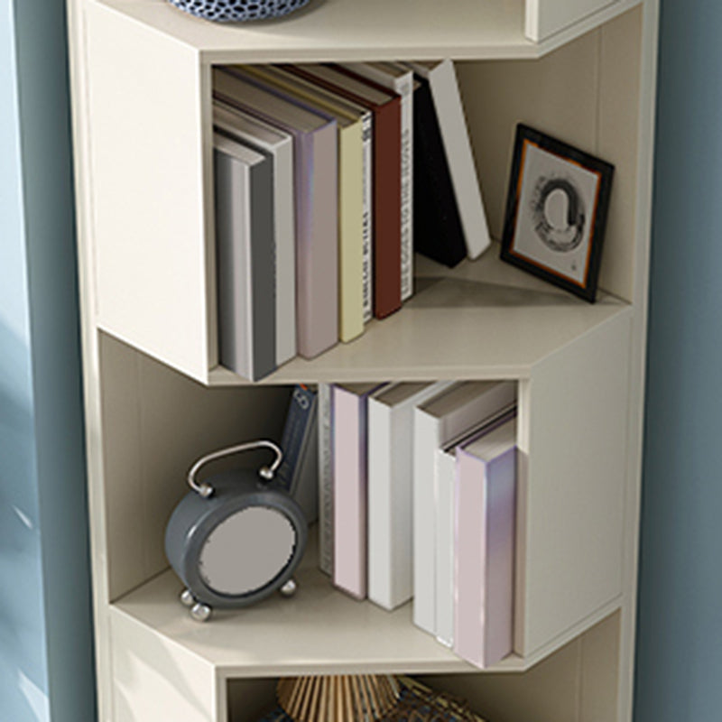 Coffre d'angle en bois marron / blanc, coffre d'accent de 15,75 "de large avec étagères