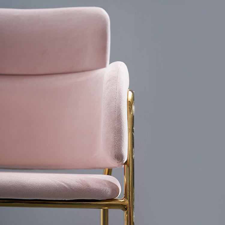 スカンジナビアのバケツシートバースツール生地の武装したバースツール4脚の脚