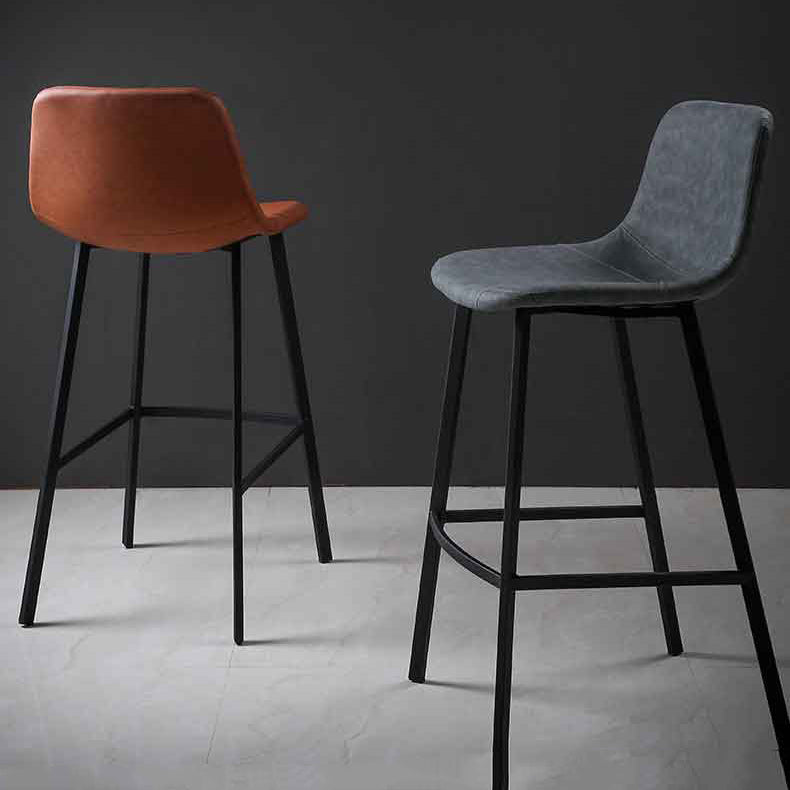 Faux Leather Saddle Seat Barstool Contemporary Armless Bar Stool with 4 Black Legs Clearhalo 'Bar Furniture' 'Bar Stools' 'bar_stools' 'furn' 'furn_bar_stools' 'Furniture' 'Kitchen & Dining Furniture' 5838938