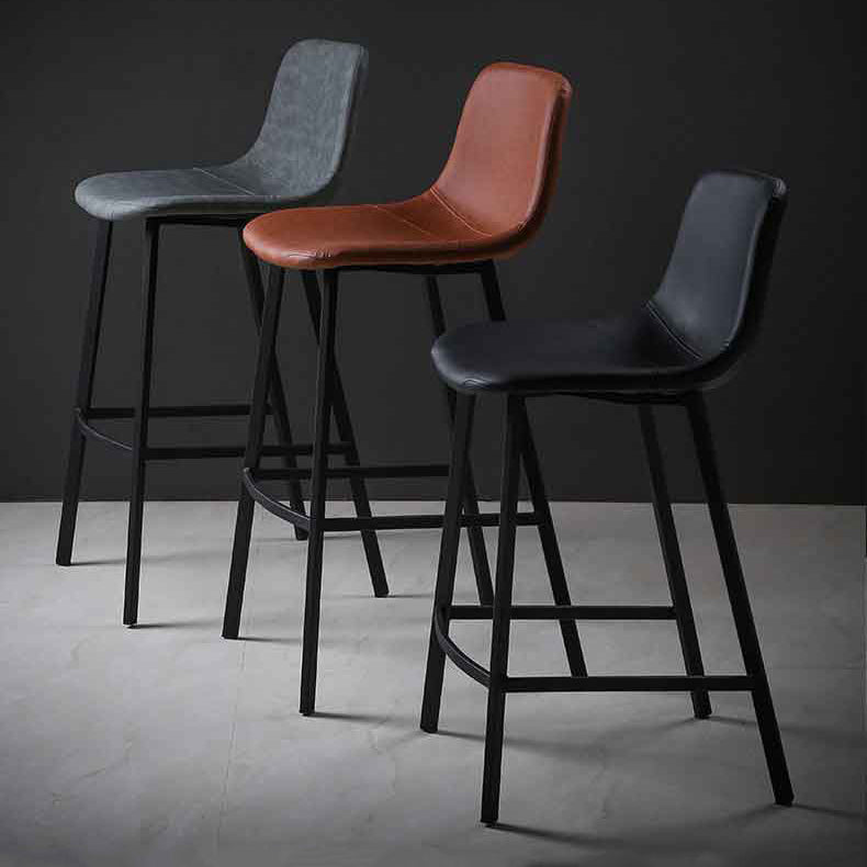 Faux Leather Saddle Seat Barstool Contemporary Armless Bar Stool with 4 Black Legs Clearhalo 'Bar Furniture' 'Bar Stools' 'bar_stools' 'furn' 'furn_bar_stools' 'Furniture' 'Kitchen & Dining Furniture' 5838941