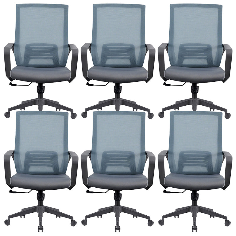Chaise d'ordinateur moderne à bras fixes avec roulettes, chaise de bureau à dossier moyen