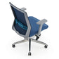 Silla de escritorio moderna con brazos fijos y ruedas Silla de oficina con respaldo medio