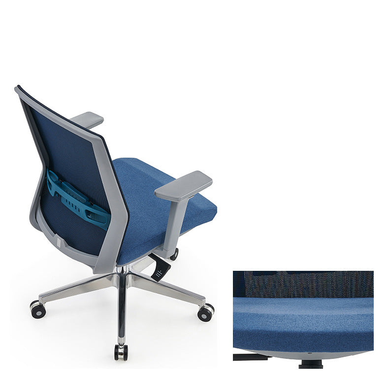Silla de escritorio moderna con brazos fijos y ruedas Silla de oficina con respaldo medio