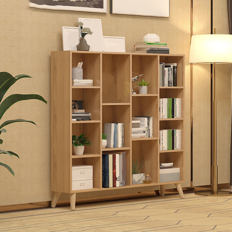 Libreria contemporanea con scaffali in legno ingegnerizzato in legno con scaffali