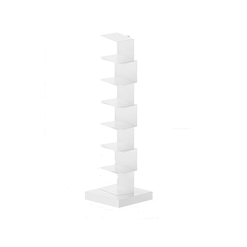 Libreria moderna in metallo geometrico chiuso. Libreria verticale