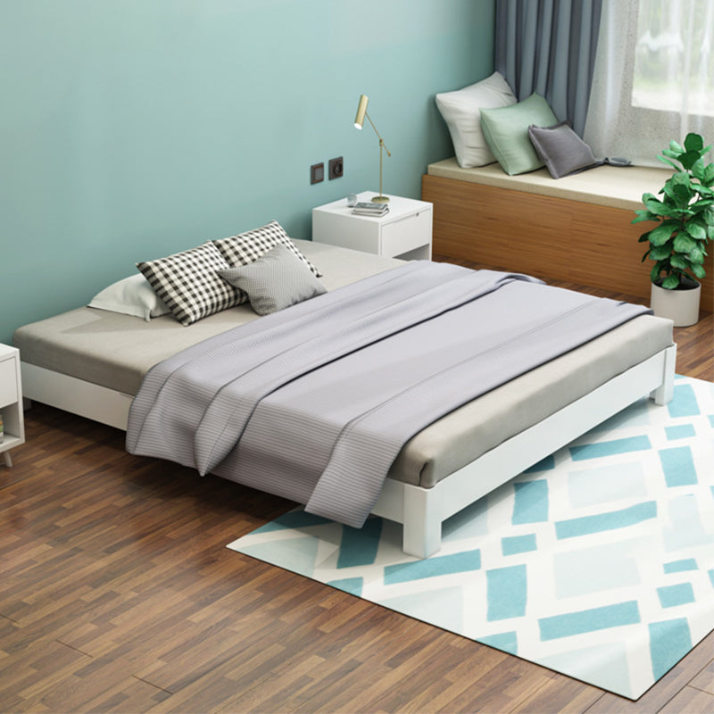 Platform Bed Frame in Solid Wood with 4 Legs Platform Bed for Bedroom