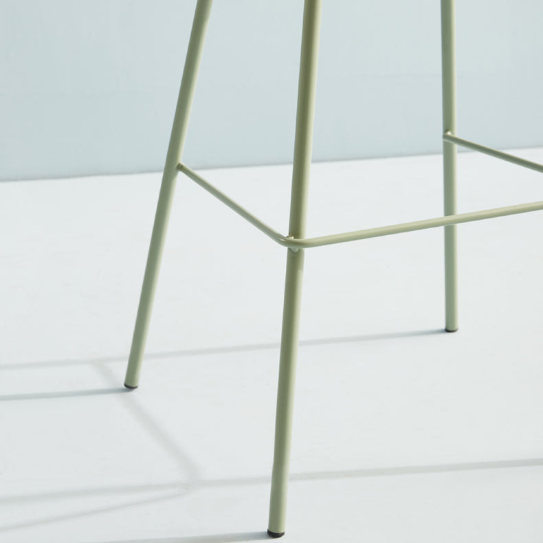 Zeitgenössischer Plastik Barhocker Plastikschatzhocker Rechtecksitz mit Eisenbeinen