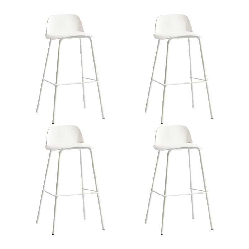 Zeitgenössischer Plastik Barhocker Plastikschatzhocker Rechtecksitz mit Eisenbeinen