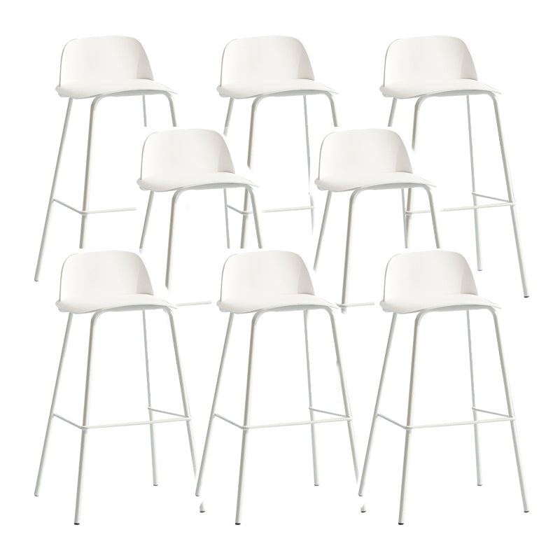Plastique en plastique contemporain tabouret de comptoir en plastique Rectangle siège avec des jambes en fer