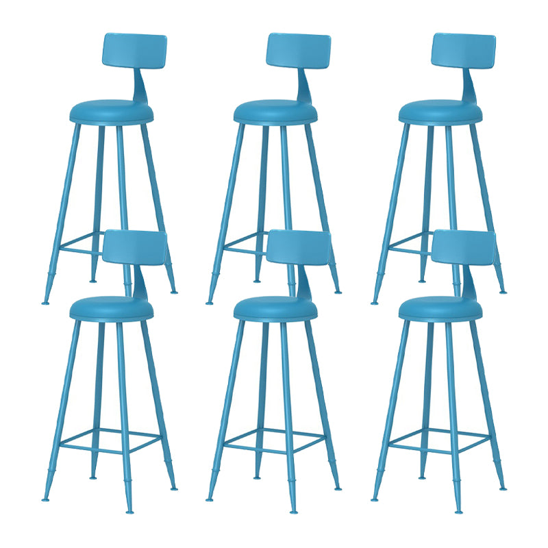 Contatore imbottito in tessuto da baramolo in metallo scandinavo in finitura opaca