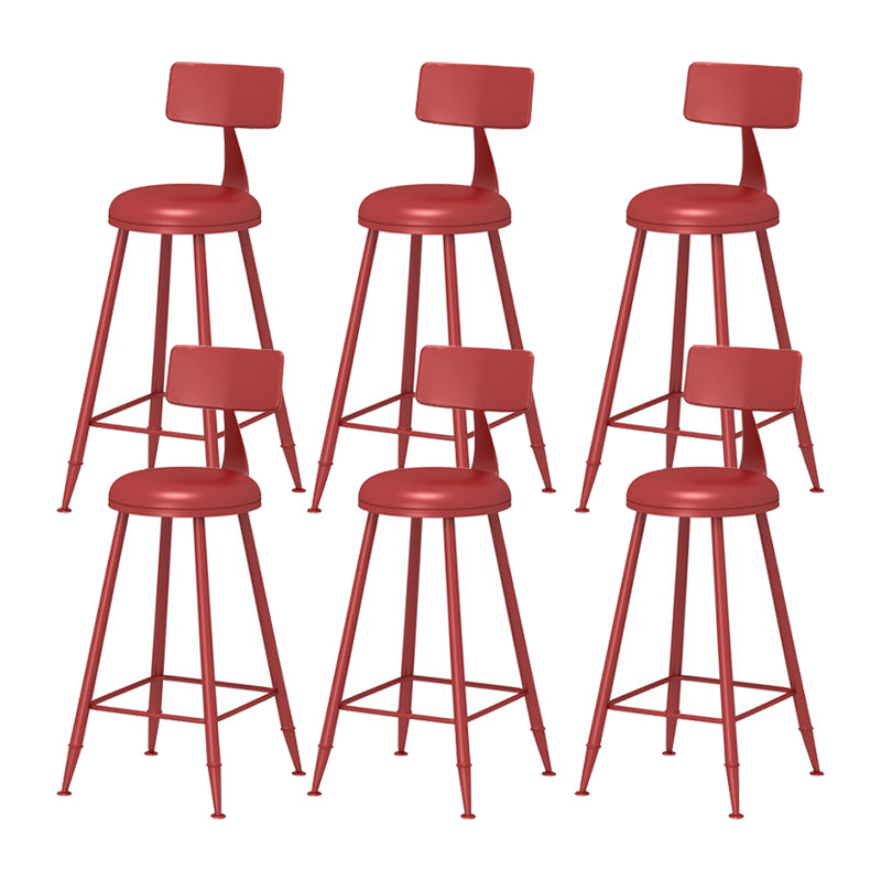 Contatore imbottito in tessuto da baramolo in metallo scandinavo in finitura opaca