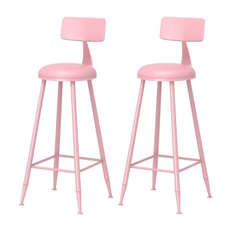 Contatore imbottito in tessuto da baramolo in metallo scandinavo in finitura opaca