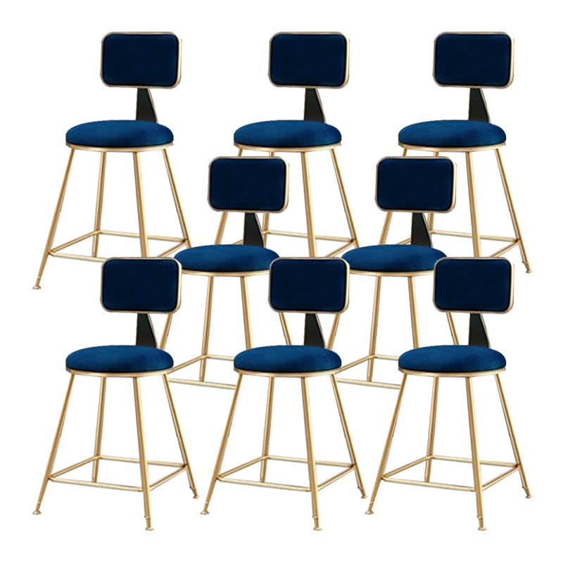 Sgabello imbottito in tessuto in metallo glam in metallo in finitura opaca per interno